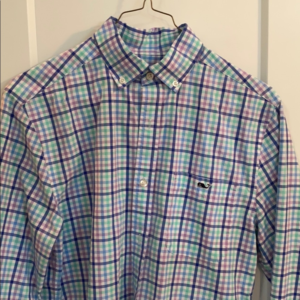 Vineyard Vines gingham button up, classic fit XS!